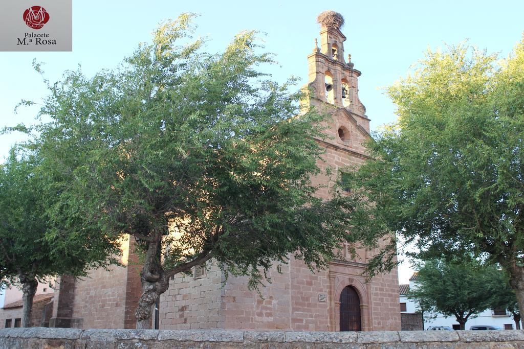 Palacete Maria Rosa Banos De La Encina Exterior photo